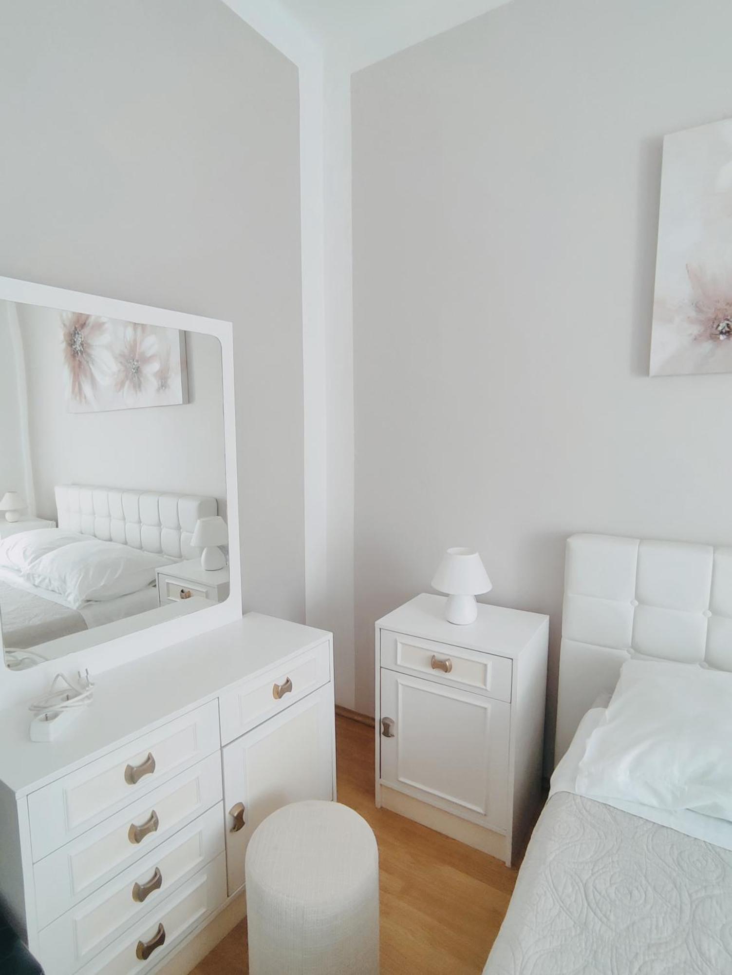Fami Superior One Bedroom Apartment Rijeka Exterior foto